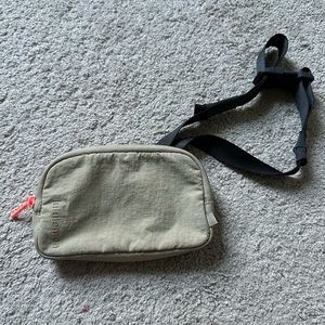 Lululemon mini belt bag